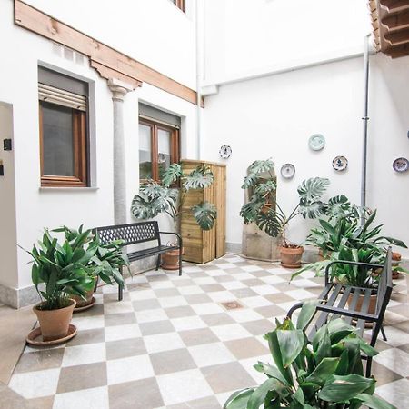 Tuguest Plaza De Gracia Appartement Granada Buitenkant foto